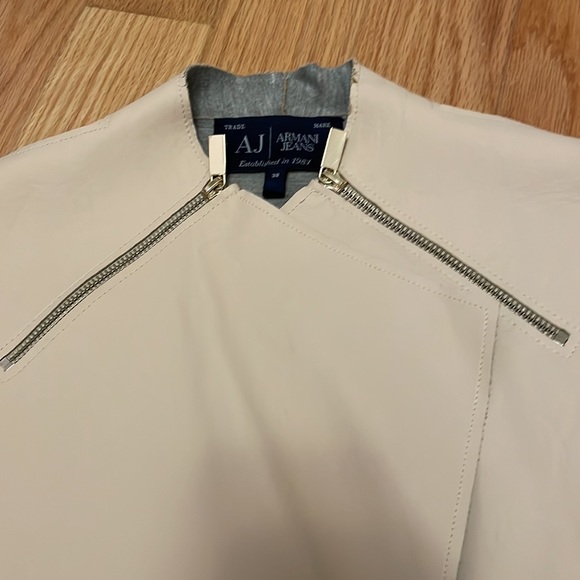 Armani Jeans Vest - Picture 3 of 8